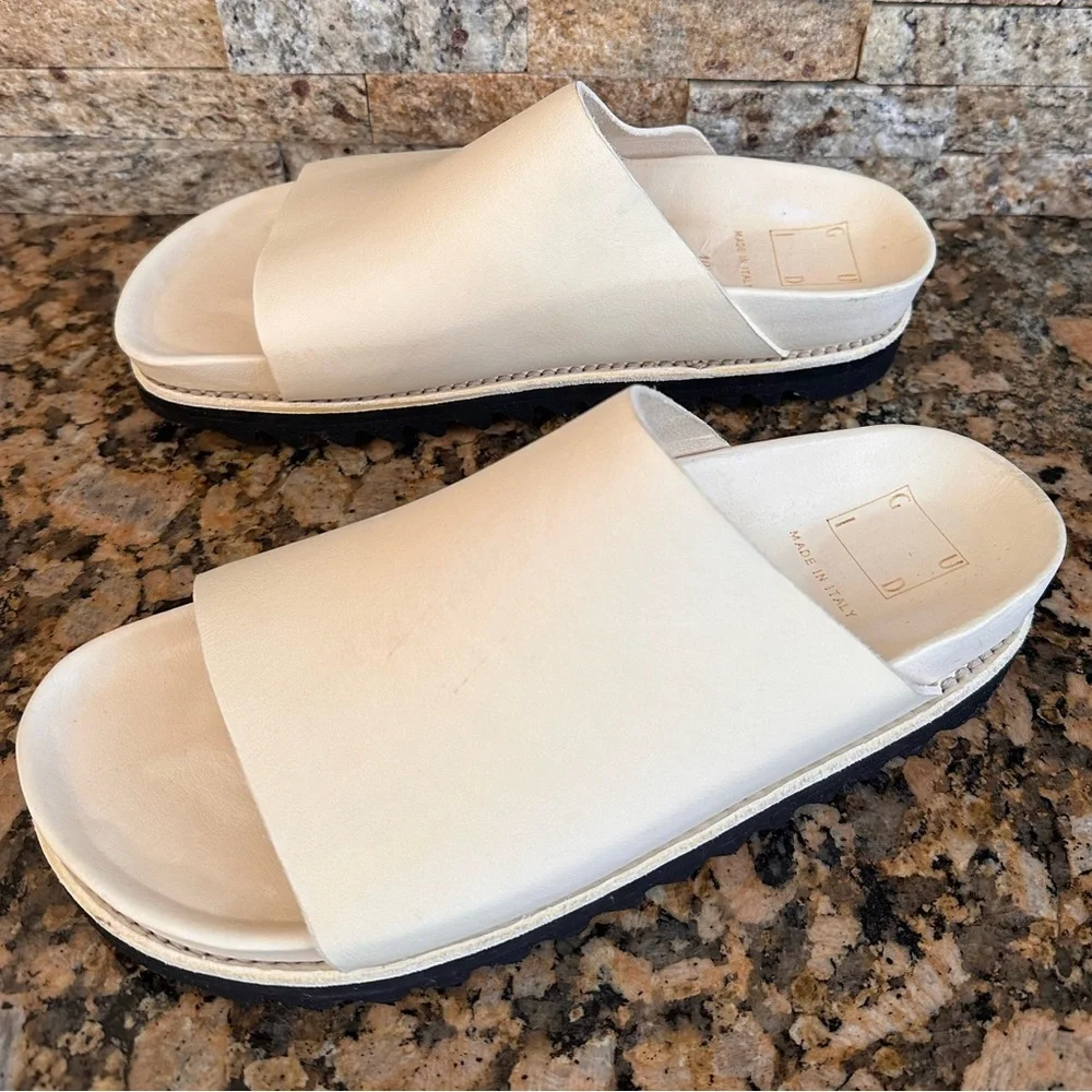 GUIDI
TREADED SOLE SANDALS - Picture 4 of 9